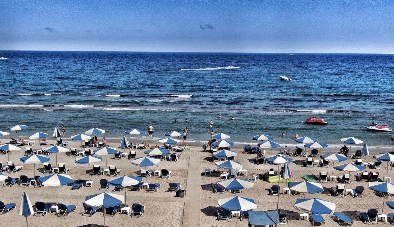 Mikes Beach Lux Hersonissos  Exteriör bild
